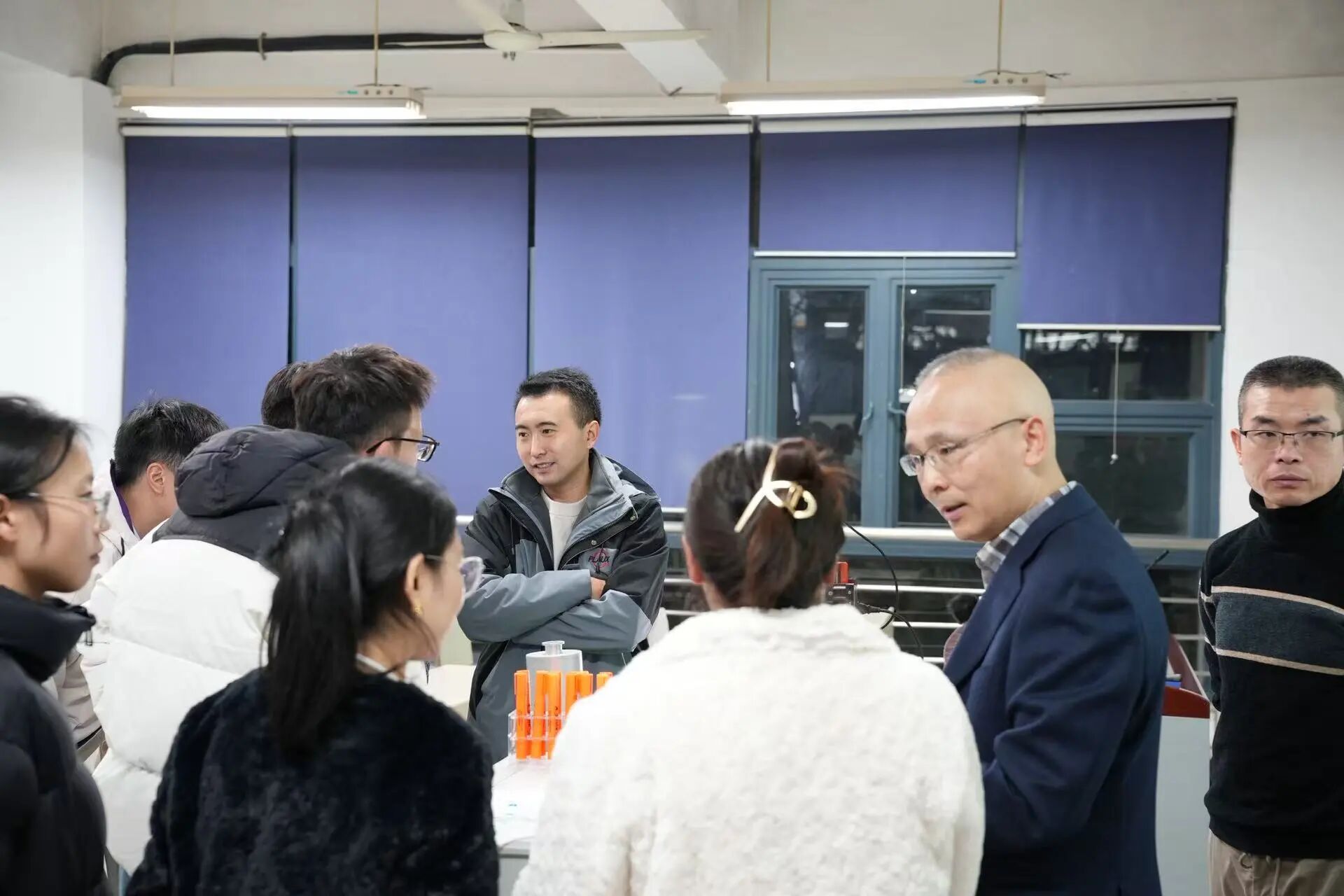 普乐斯走进东华大学物理学院，探讨等离子技术应用与未来职业机遇